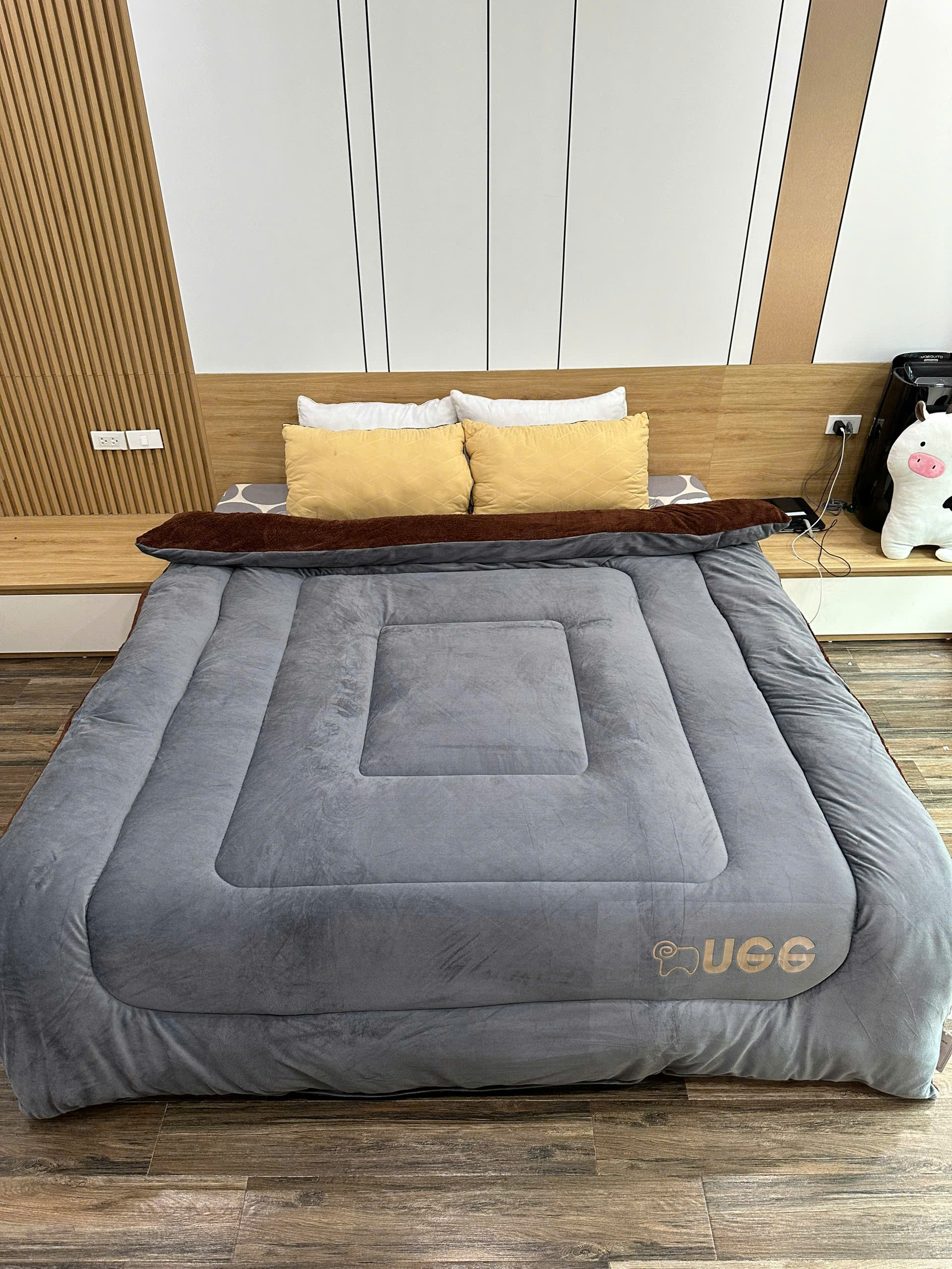 Chăn lông cừu UGG Siêu ấm