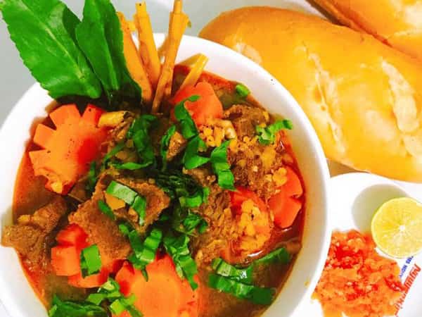 Bánh mì bò kho