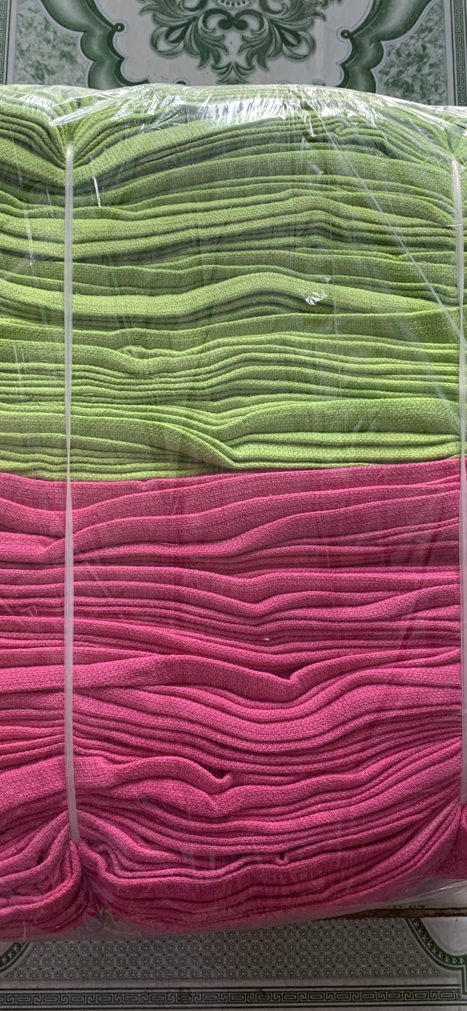 Khăn lau bàn 30*37cm màu