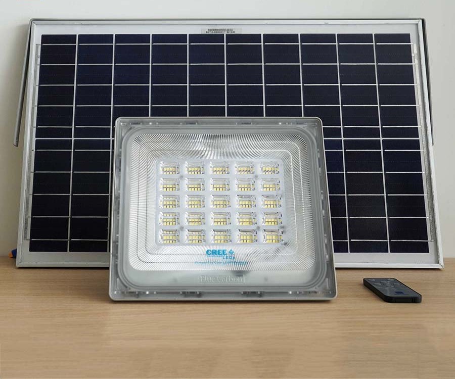 Đèn pha năng lượng mặt trời 300W - Blue Carbon BTC-WW4.0