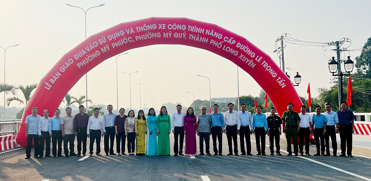 Lễ thông xe công trình nâng cấp đường Lê Trọng Tấn