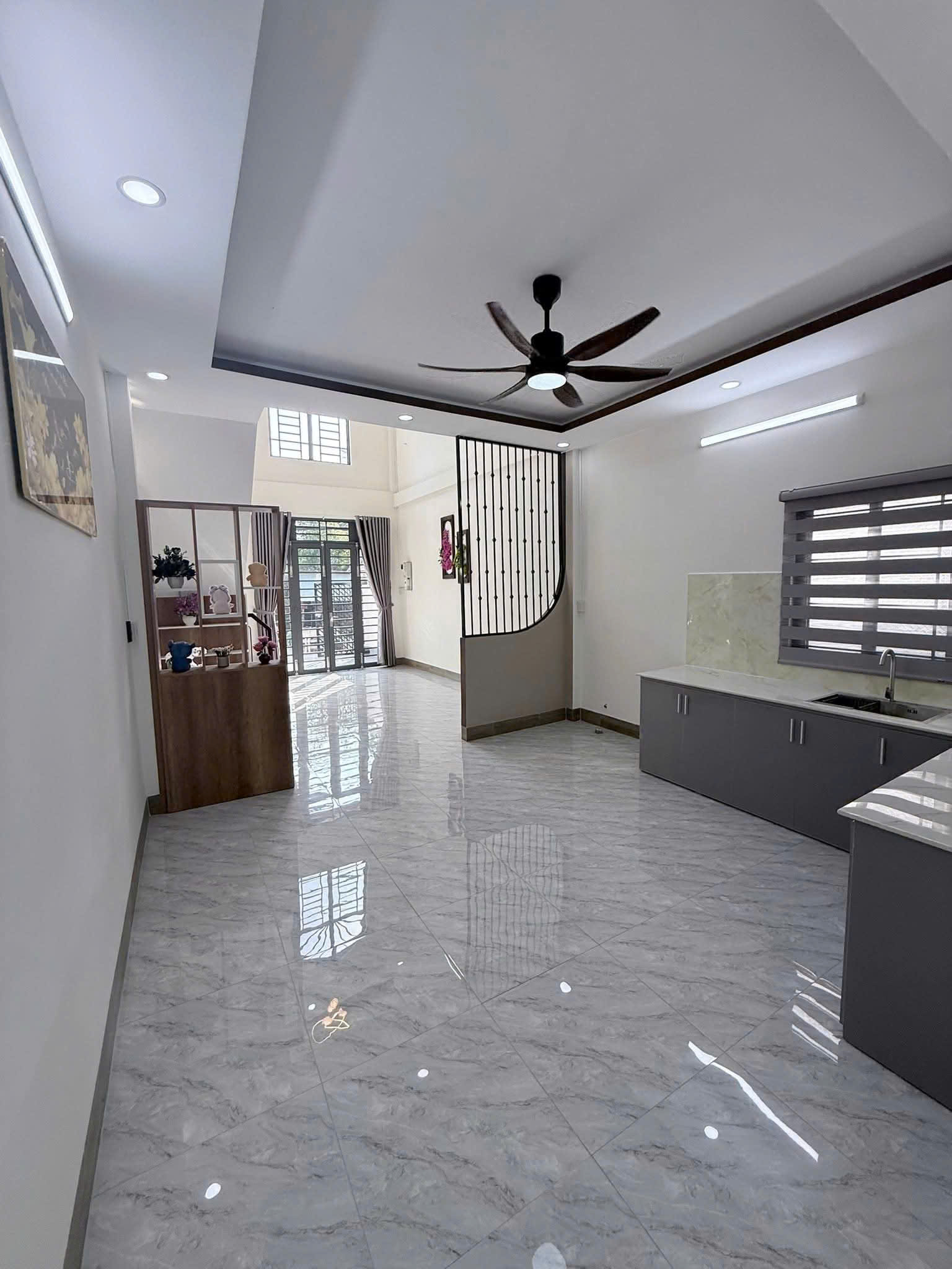 🏠 BÁN NHÀ 1 TRỆT 1 LỬNG HIỆN ĐẠI – VIEW RẠCH THOÁNG MÁT (GẦN CẦU ĐÔI, MỸ QUÝ)