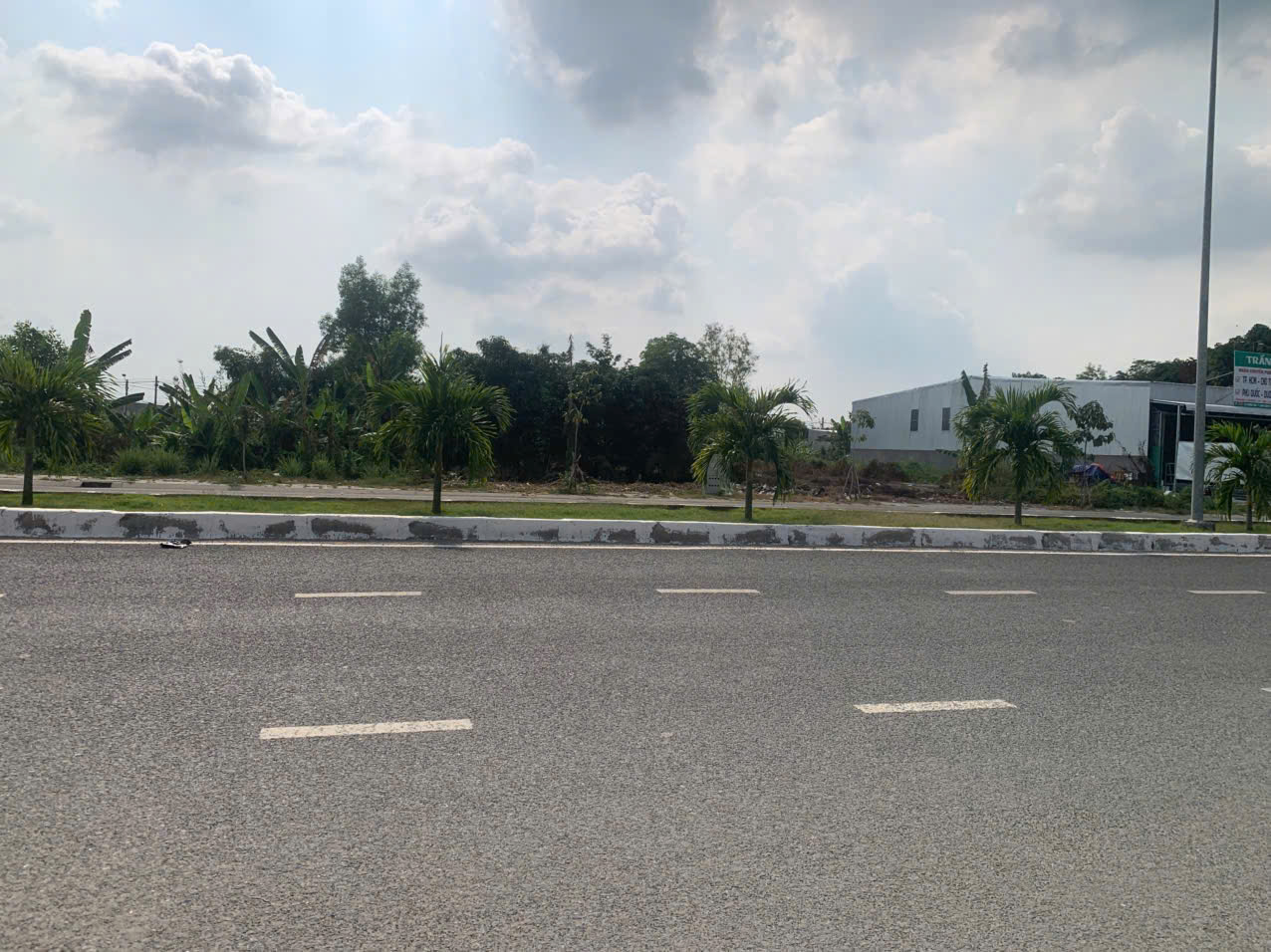 🚚 CHO THUÊ ĐẤT 445m² – MẶT TIỀN LÊ TRỌNG TẤN, KDC TIẾN ĐẠT – CHỈ 12TR/THÁNG!