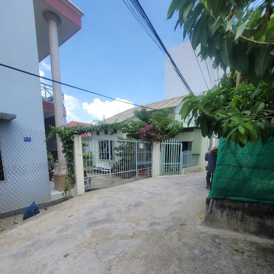 🏠 BÁN NỀN TẶNG NHÀ CẤP 4 – HẺM Ô TÔ TRẦN HƯNG ĐẠO, MỸ BÌNH – CÁCH MẶT TIỀN CHỈ 20M