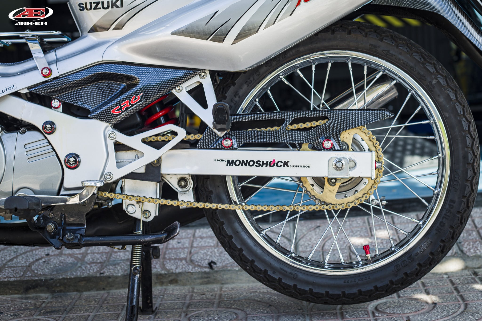 Tìm Hiểu Về Căm Xe Máy Yaguso?