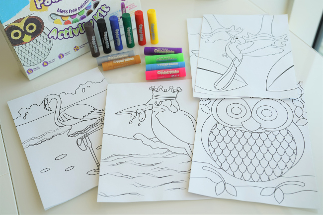 Bộ vẽ tranh - Set 12 bút vẽ full size và tranh tô Little Brian