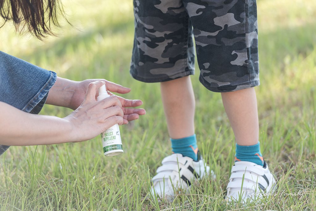 [Không hộp] Xịt chống muỗi và côn trùng an toàn cho em bé và phụ nữ mang thai | 20% Picaridin - Hương hoa nhẹ | 100ml | Skin Technology