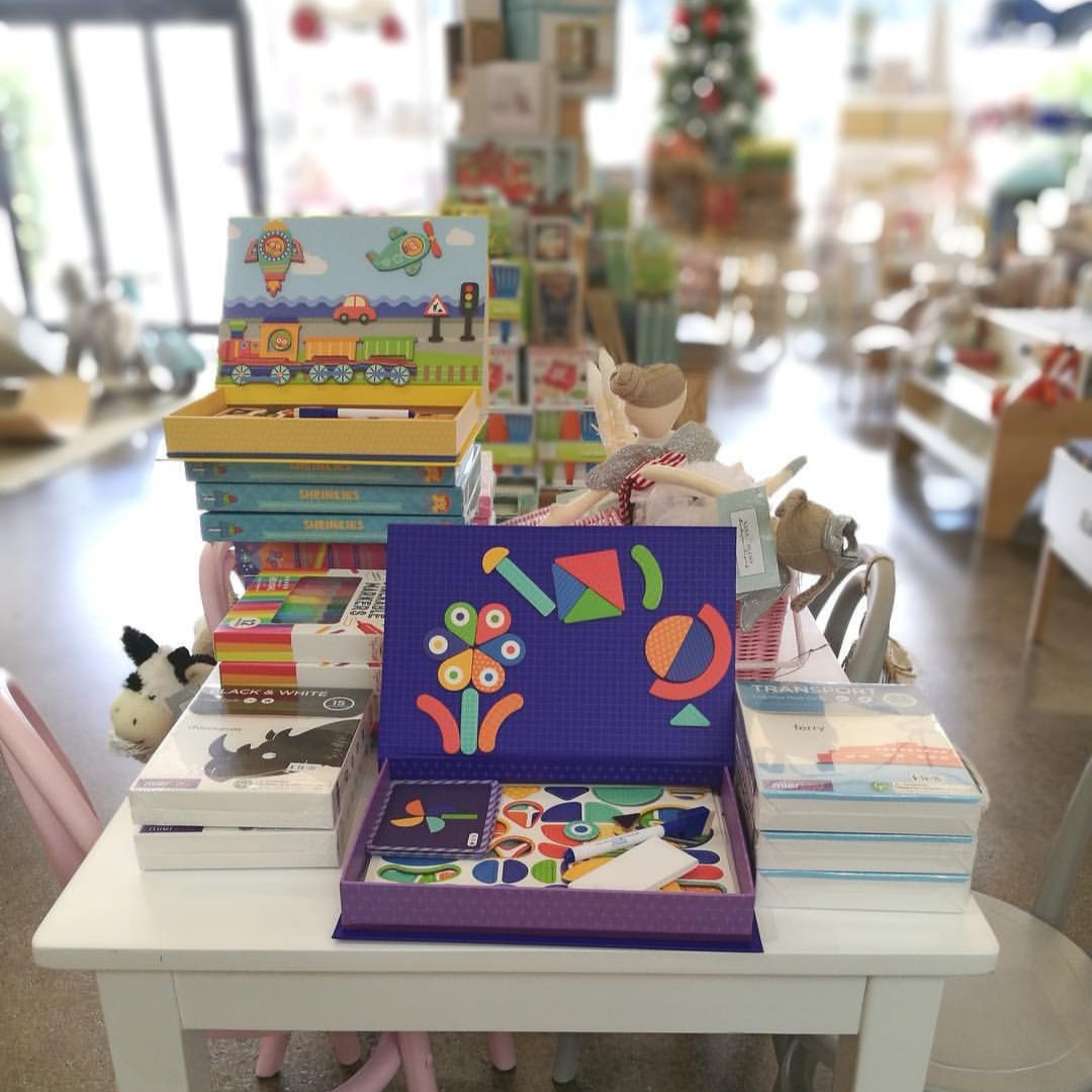 Hộp trò chơi lắp ghép nam châm sáng tạo mierEdu [Magnetic Art Case]