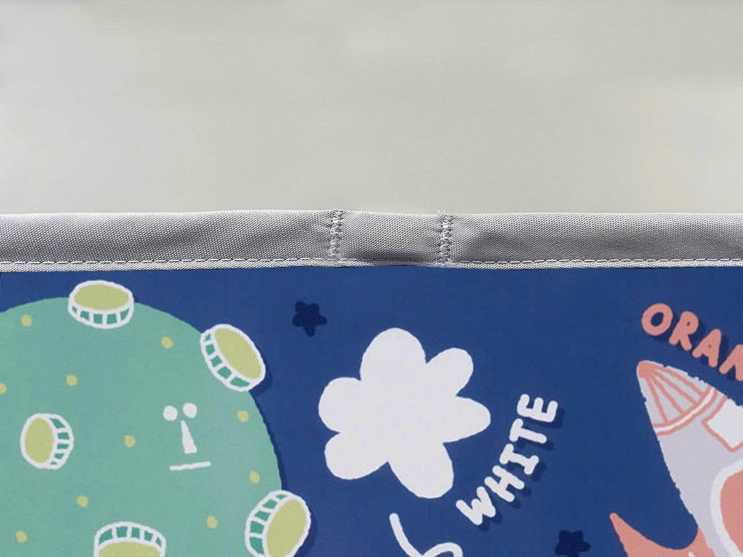 Tấm che nắng xe hơi, ngăn tia UV / tản nhiệt - Hệ mặt trời ngộ nghĩnh