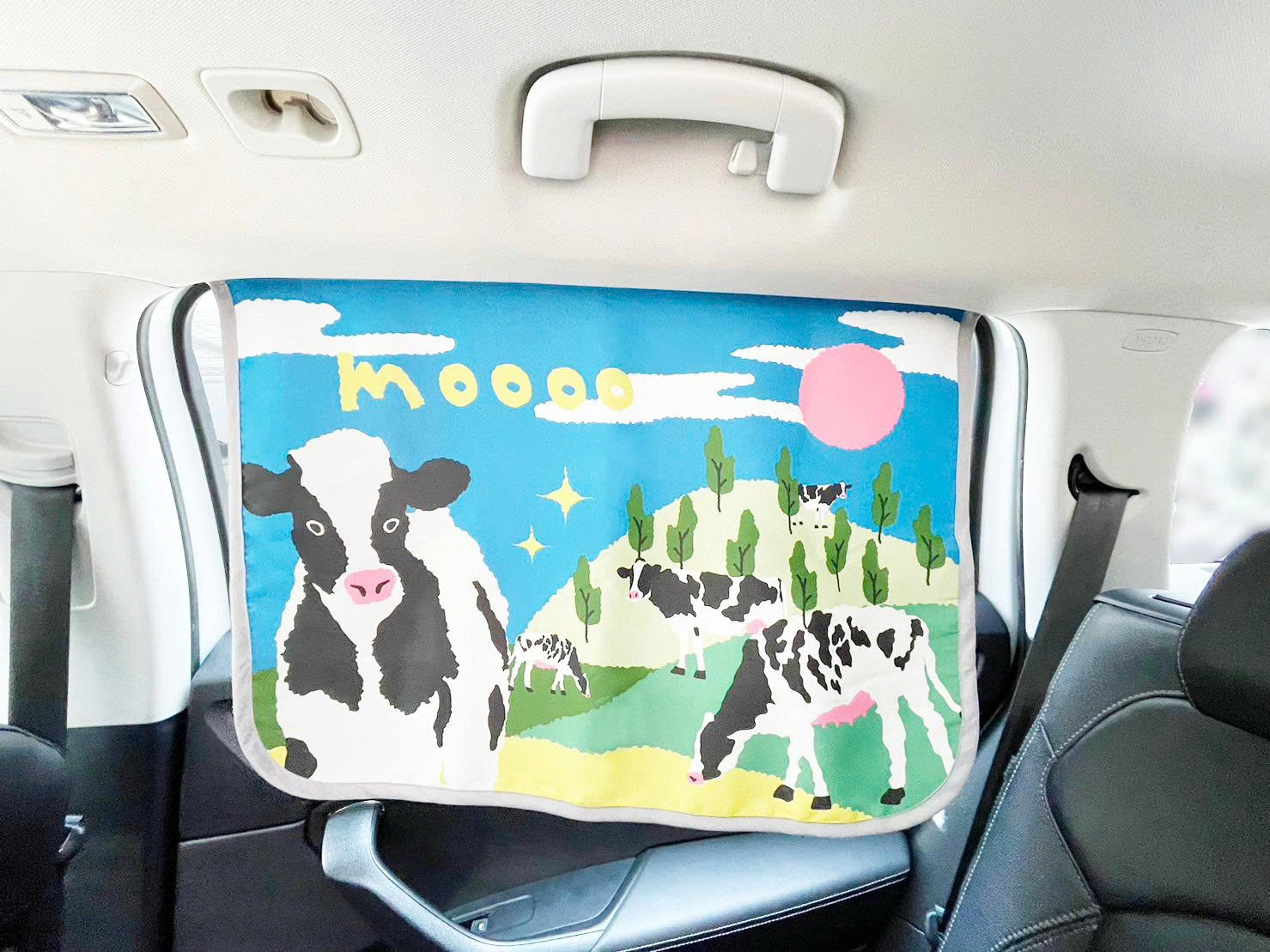 Tấm che nắng xe hơi, ngăn tia UV / tản nhiệt - Trang trại bò sữa