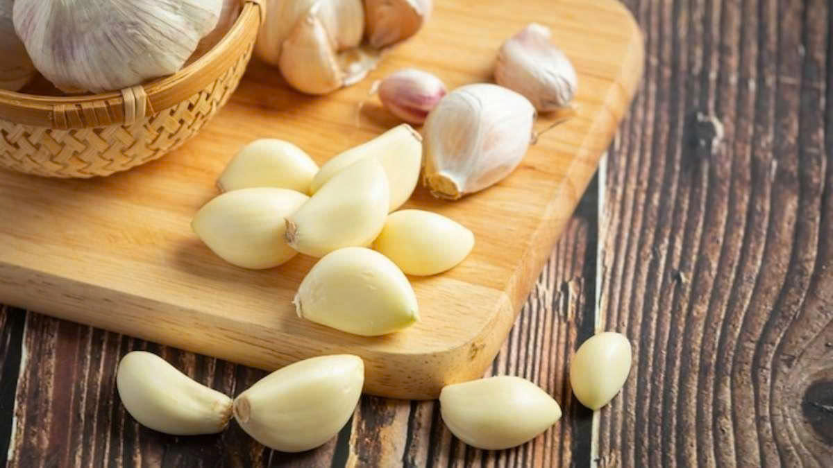 Ăn Tỏi Thường Xuyên Có Tác Dụng Gì? 8 Lợi Ích Tuyệt Vời Cho Sức Khỏe