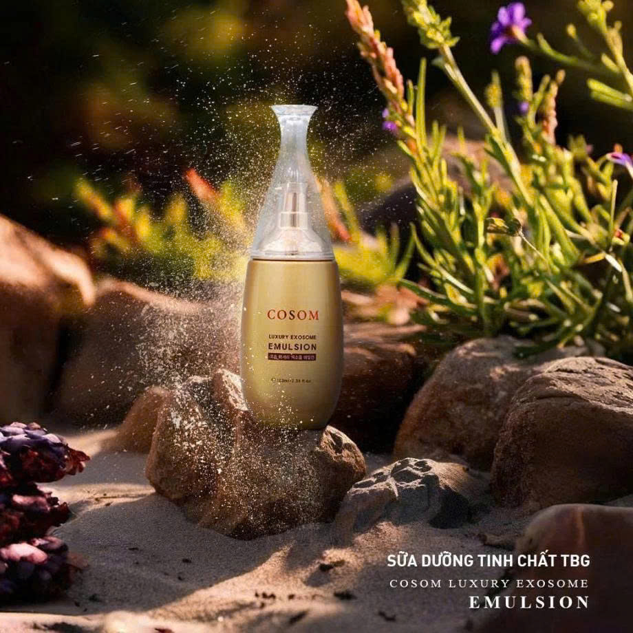 Sữa Dưỡng Căng Bóng COSOM Luxury Exosome Emulsion: Dưỡng Căng bóng, mờ nám, tàn nhang, giảm nếp nhăn