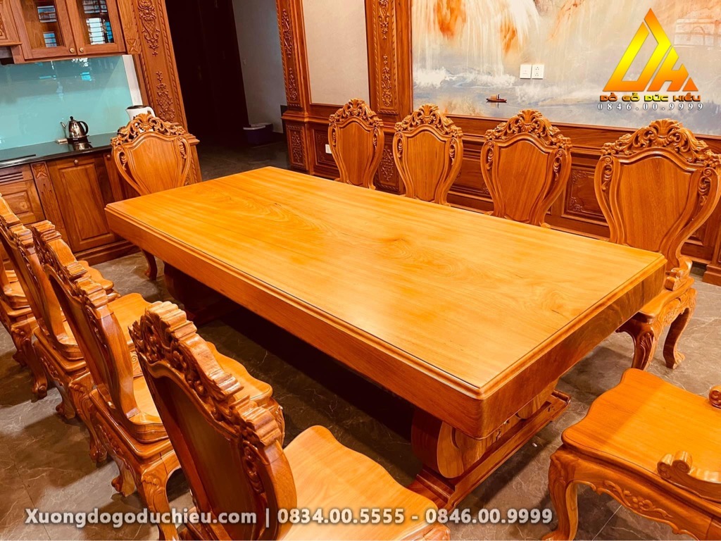 Bàn Ăn 10 Ghế Nguyên Khối