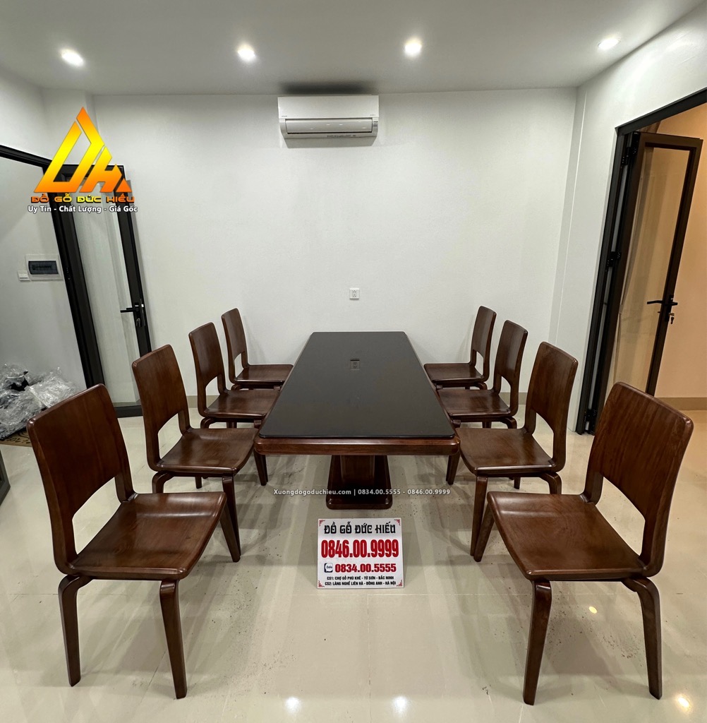 Bàn Ăn Hiện Đại