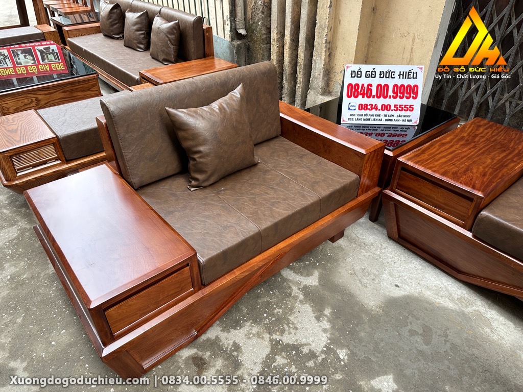Sofa Thuyền Kín
