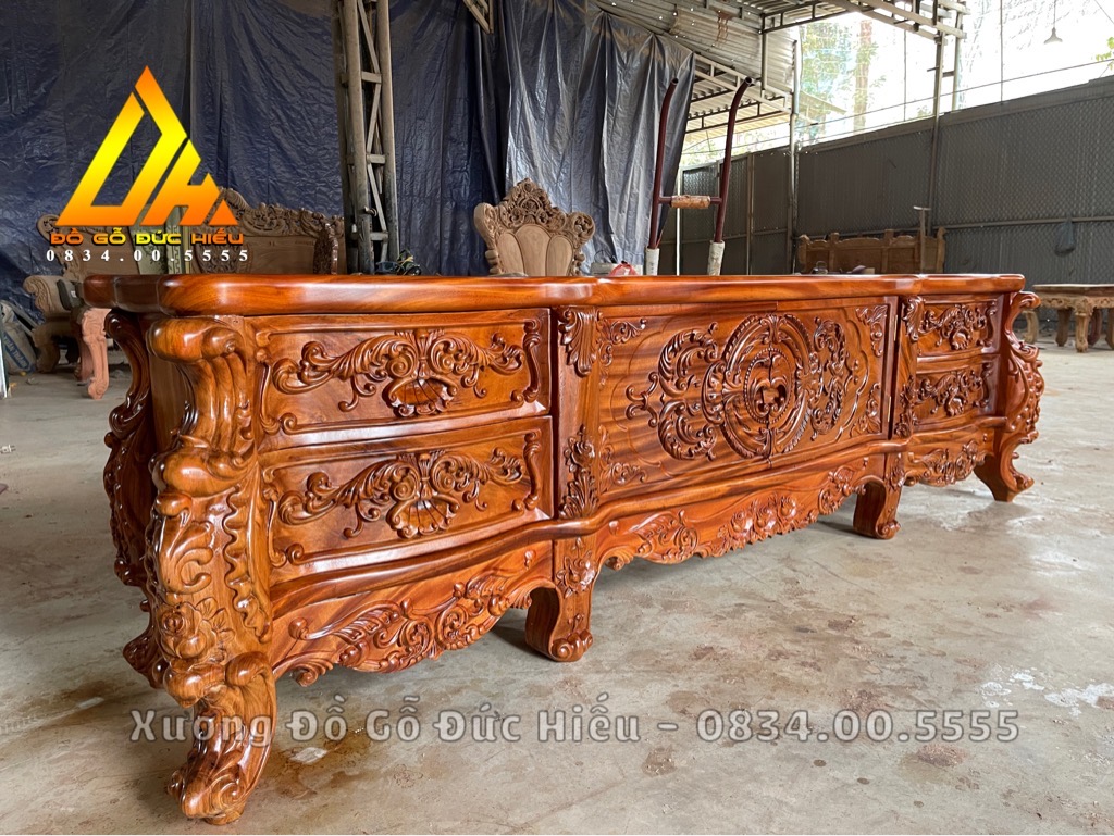 Kệ Tivi Hoàng Gia Luxury(Bán về Bắc Giang)