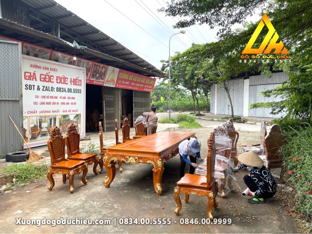 Bàn Ăn Dát Vàng 12 Ghế Louis(Bán về Thanh Hoá)