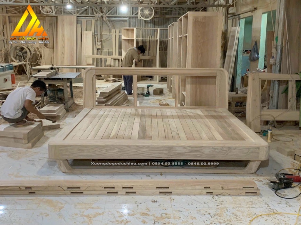 Giường Hiện Đại theo yêu cầu