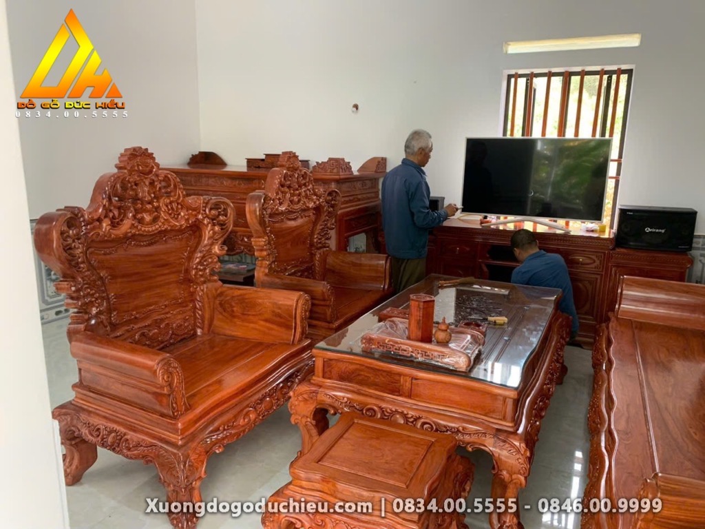 Combo Bộ Hoàng Gia nhỏ + Kệ tivi(Bán về Phú Thọ)