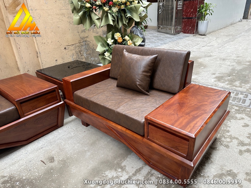 Sofa Thuyền Kín