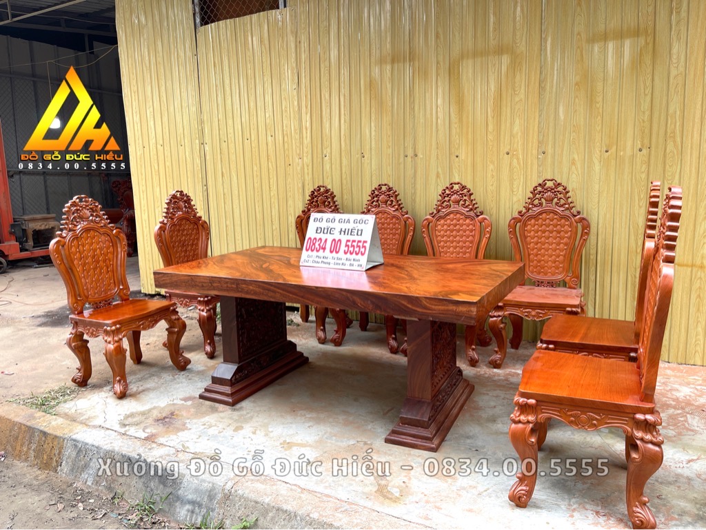 Bộ Bàn Ăn 8 Ghế mẫu Louis(Thanh Hóa)