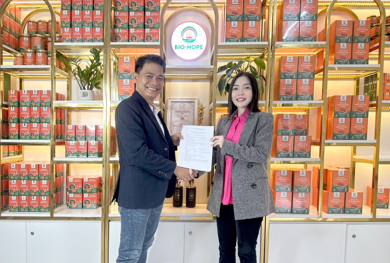 CHÀO MỪNG Mr NGUYỄN THỊ DỊU, GIÁM ĐỐC PHÁT TRIỂN BNI FAST CHAPTER HỢP TÁC KINH DOANH CÙNG BIO-HOPE