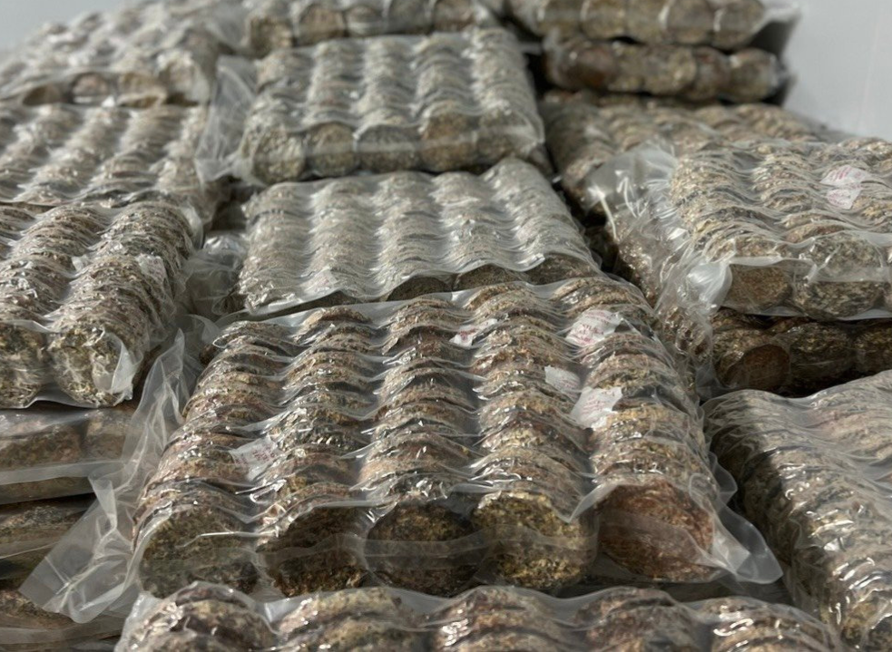 Đông Trùng Hạ Thảo Đế Nấm Sấy Khô