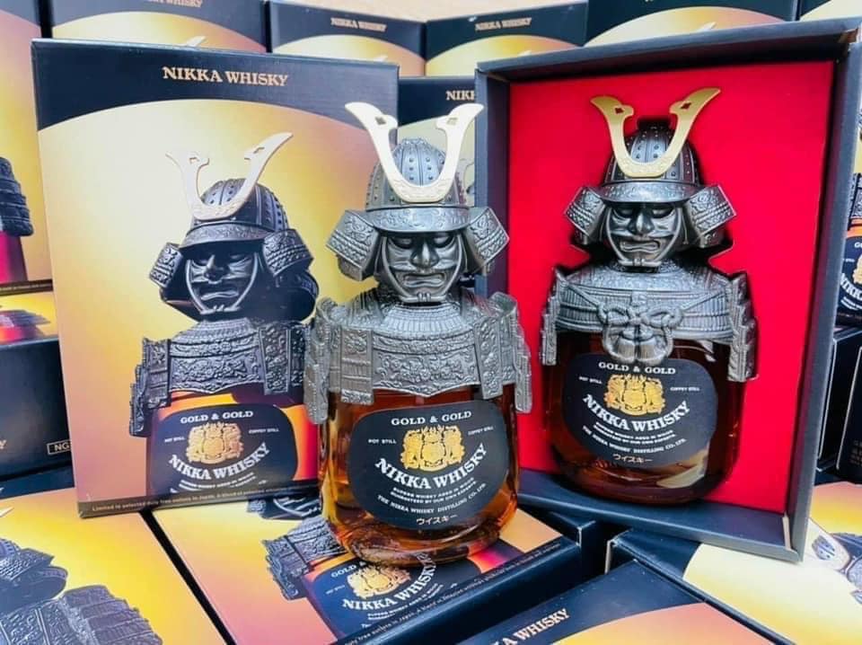Rượu nikka whisky samurai 700ml