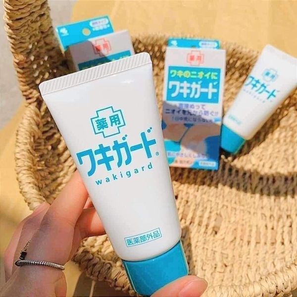 Gel Đặc Trị Hôi Nách Kobayashi Nhật Bản