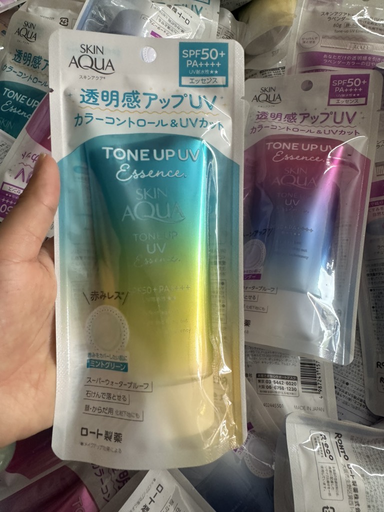 Kem Chống Nắng Skin Aqua Tone Up Uv 80G