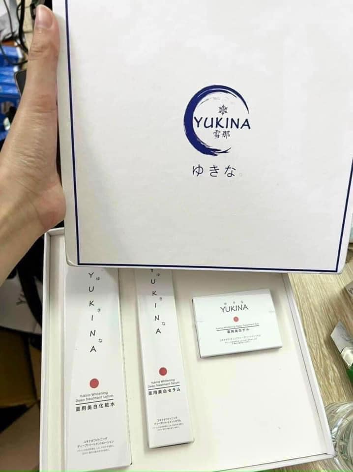 Bộ trị nám Yukina Nhật bản