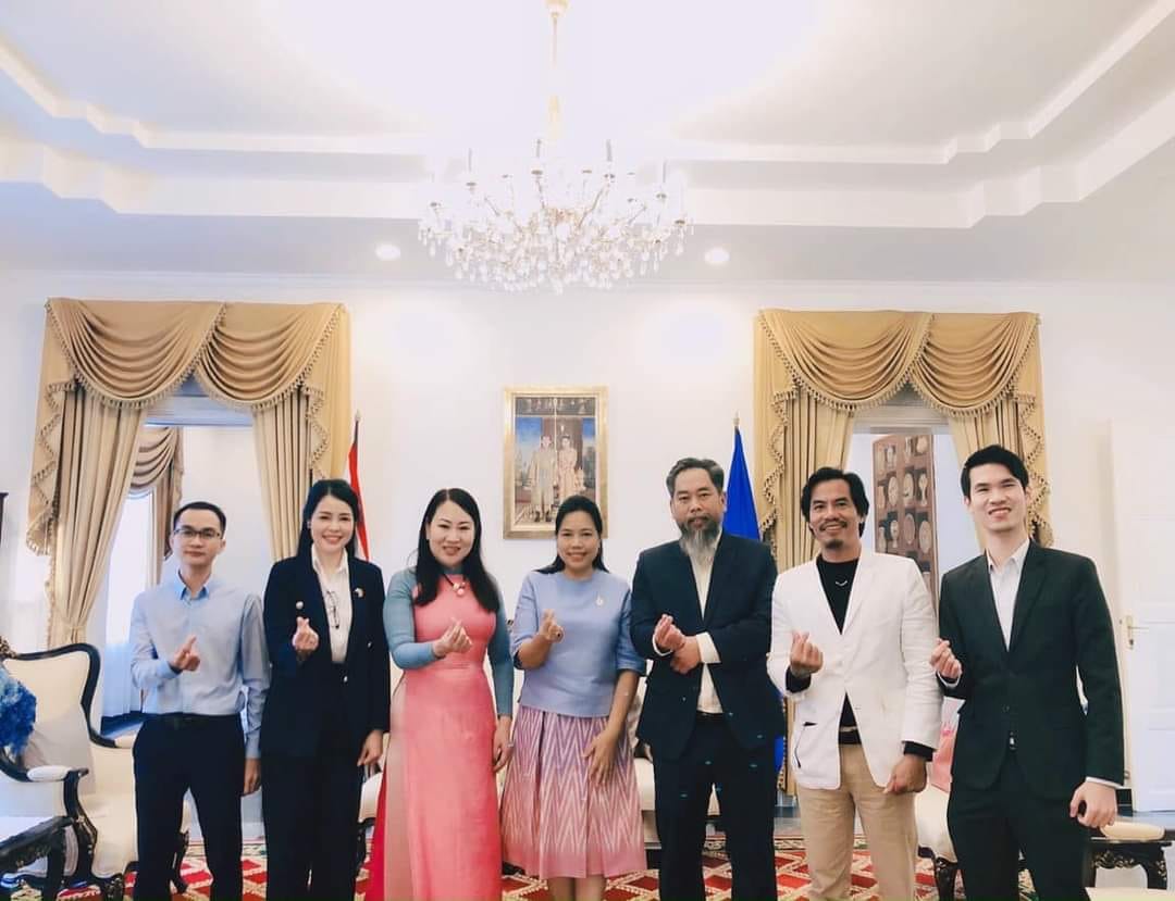 Nhân Duyên từ chén trà.