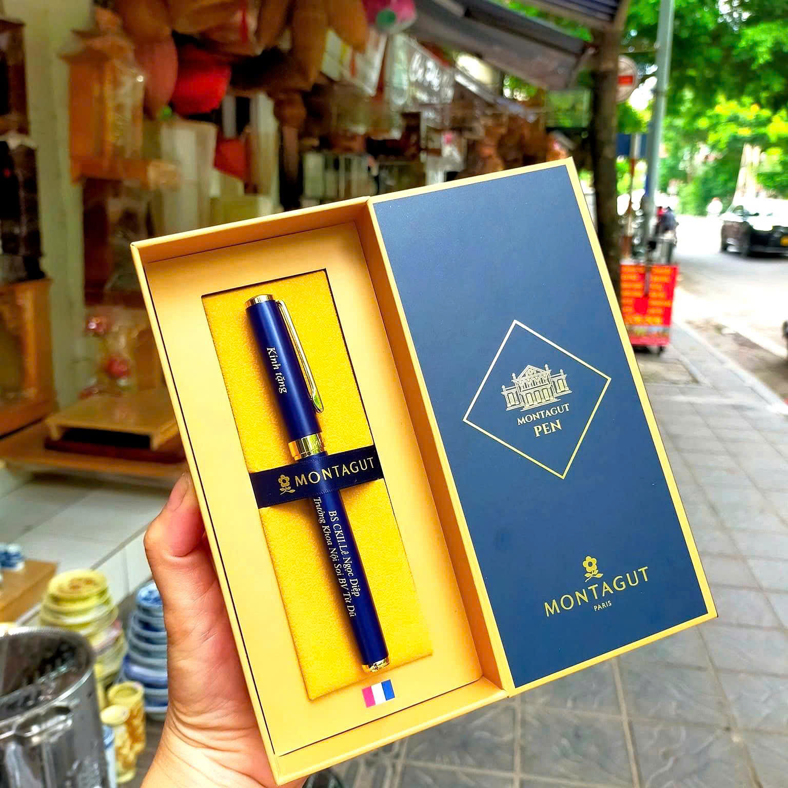 Bút ký Montagut 06 màu xanh khắc tên ý nghĩa