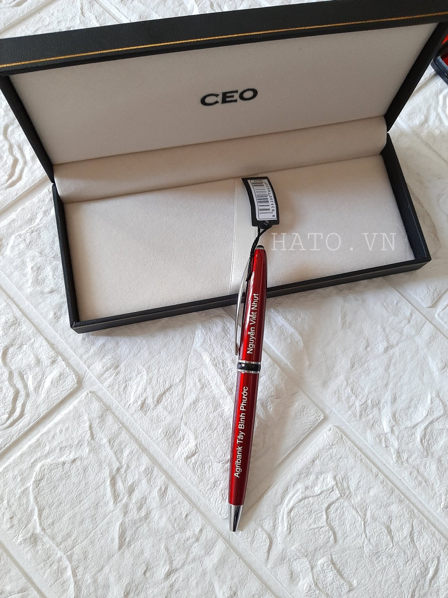 Bút Ký Khắc Tên