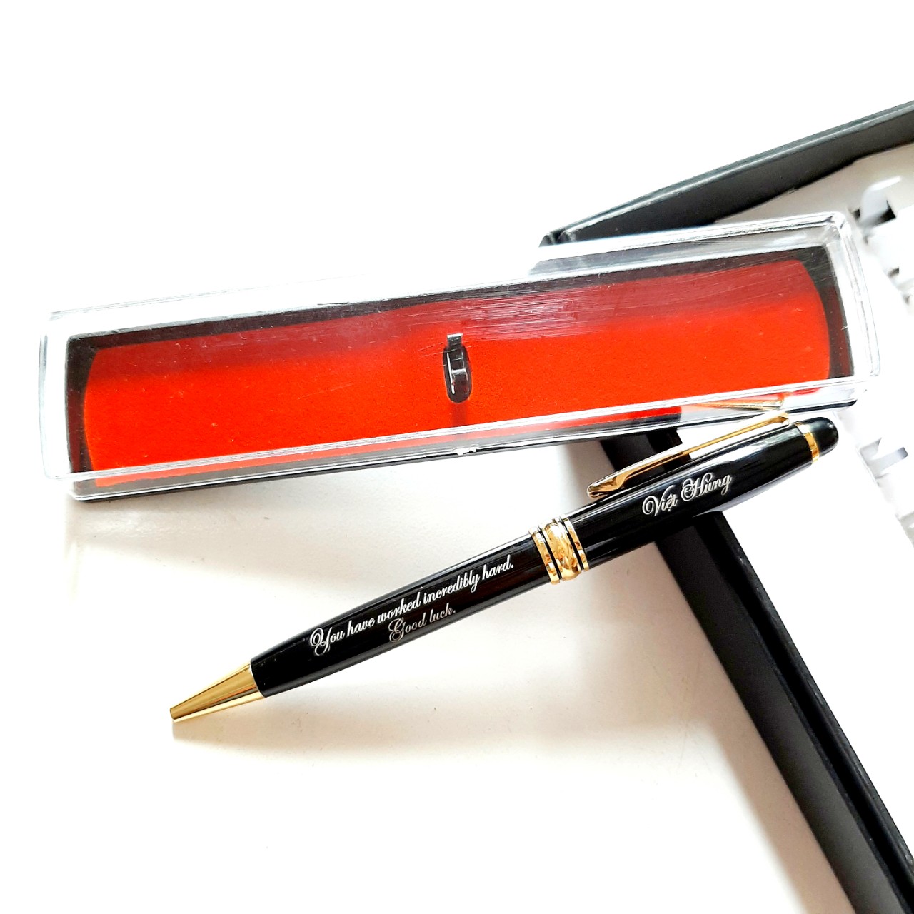 Quà Tặng Khắc Tên