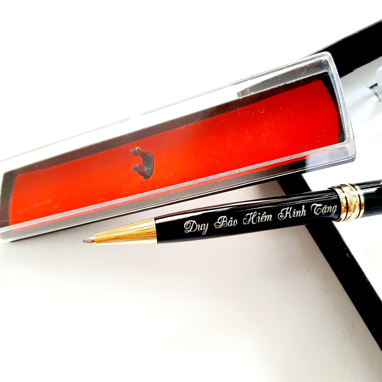 Quà Tặng Khắc Tên