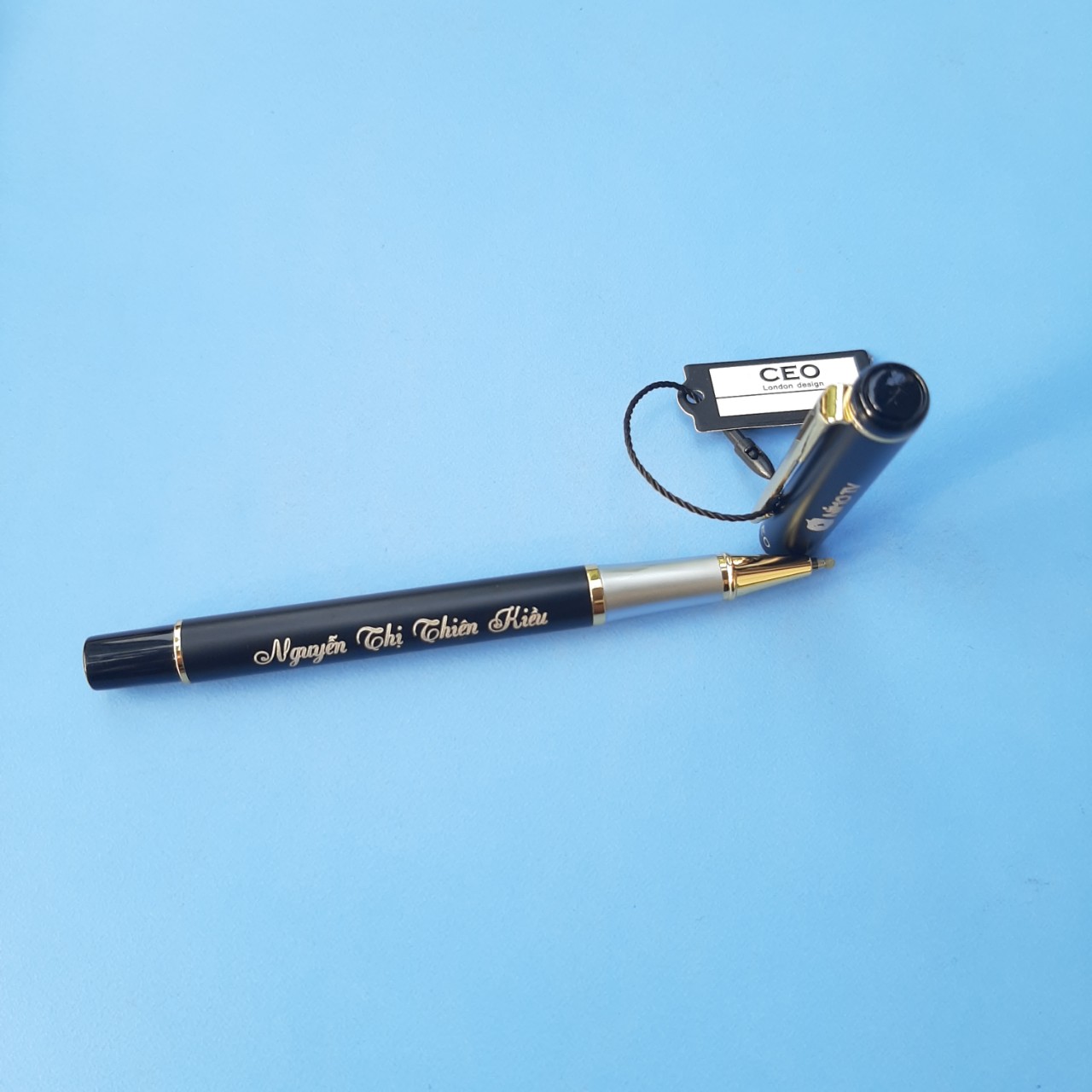 Bút Ký Khắc Tên Uy Tín Ở Đâu?