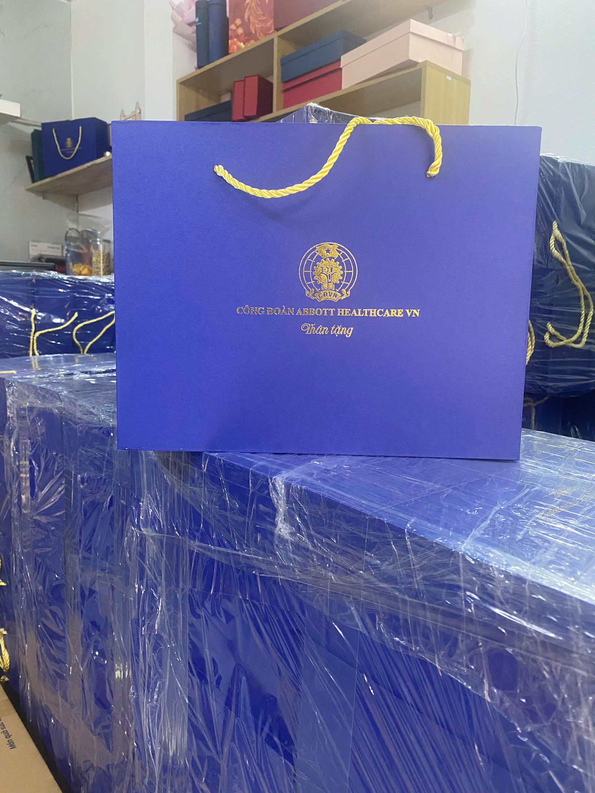 Xưởng Gia Công Hộp Quà Tặng Quận 5 Hồ Chí Minh