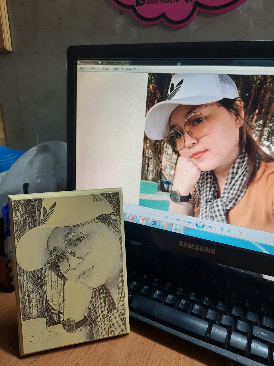 Tranh gỗ khắc tên theo yêu cầu