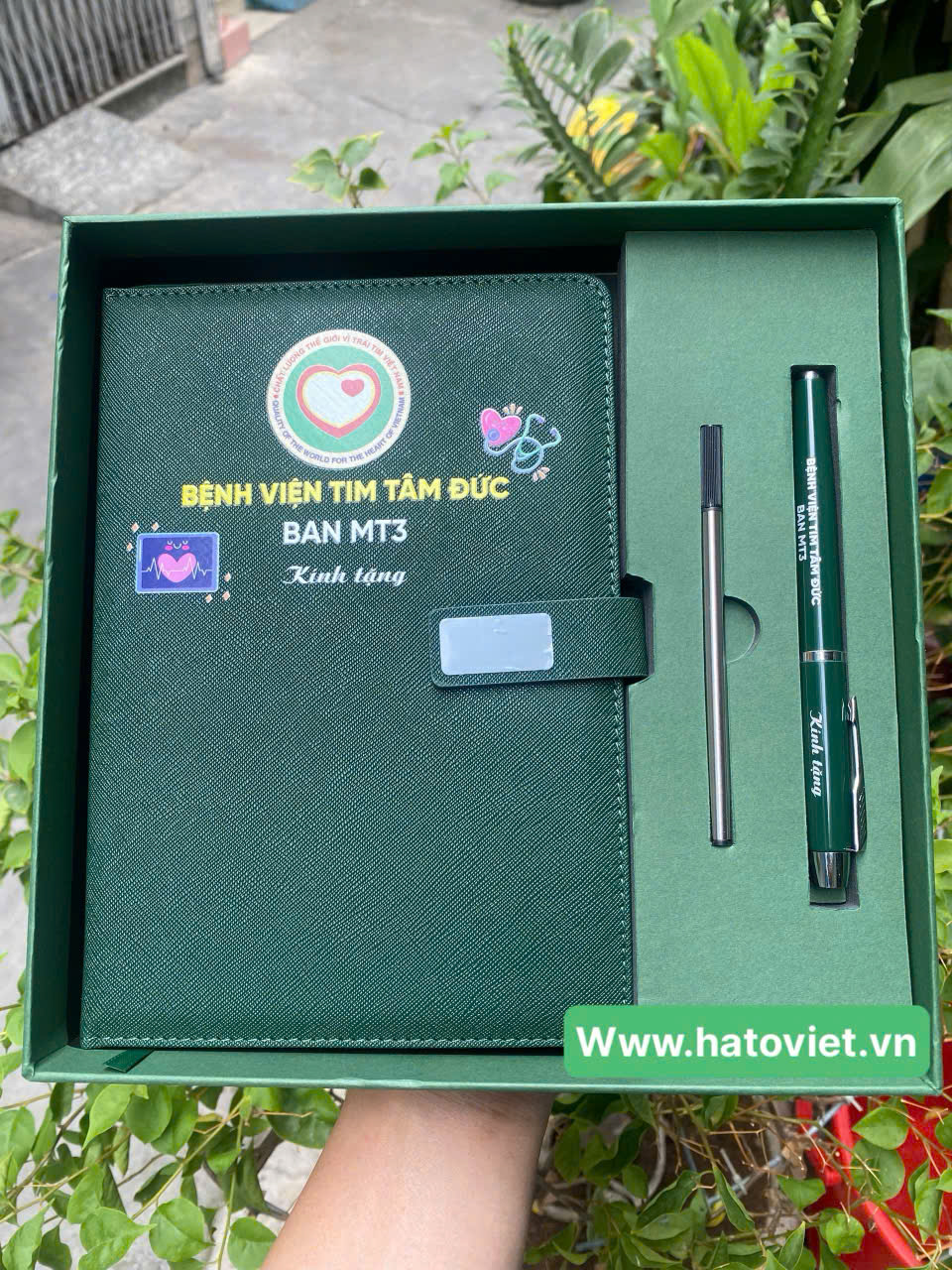 QUÀ TẶNG DOANH NGHIỆP SỔ VÀ BÚT