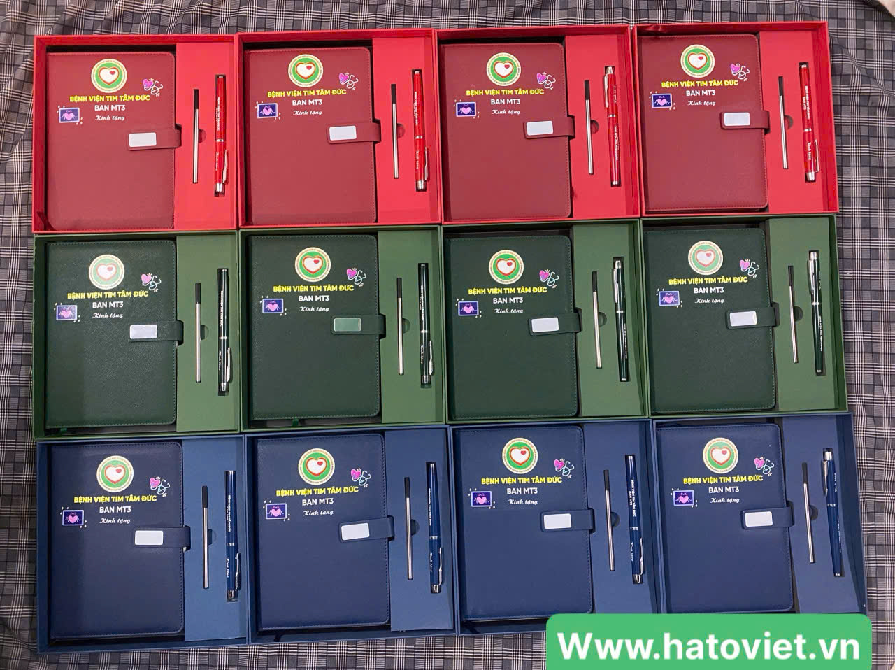 QUÀ TẶNG DOANH NGHIỆP SỔ VÀ BÚT