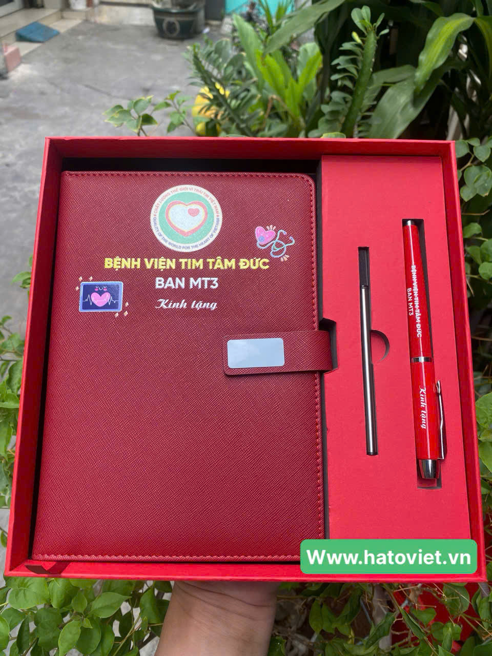 QUÀ TẶNG DOANH NGHIỆP SỔ VÀ BÚT