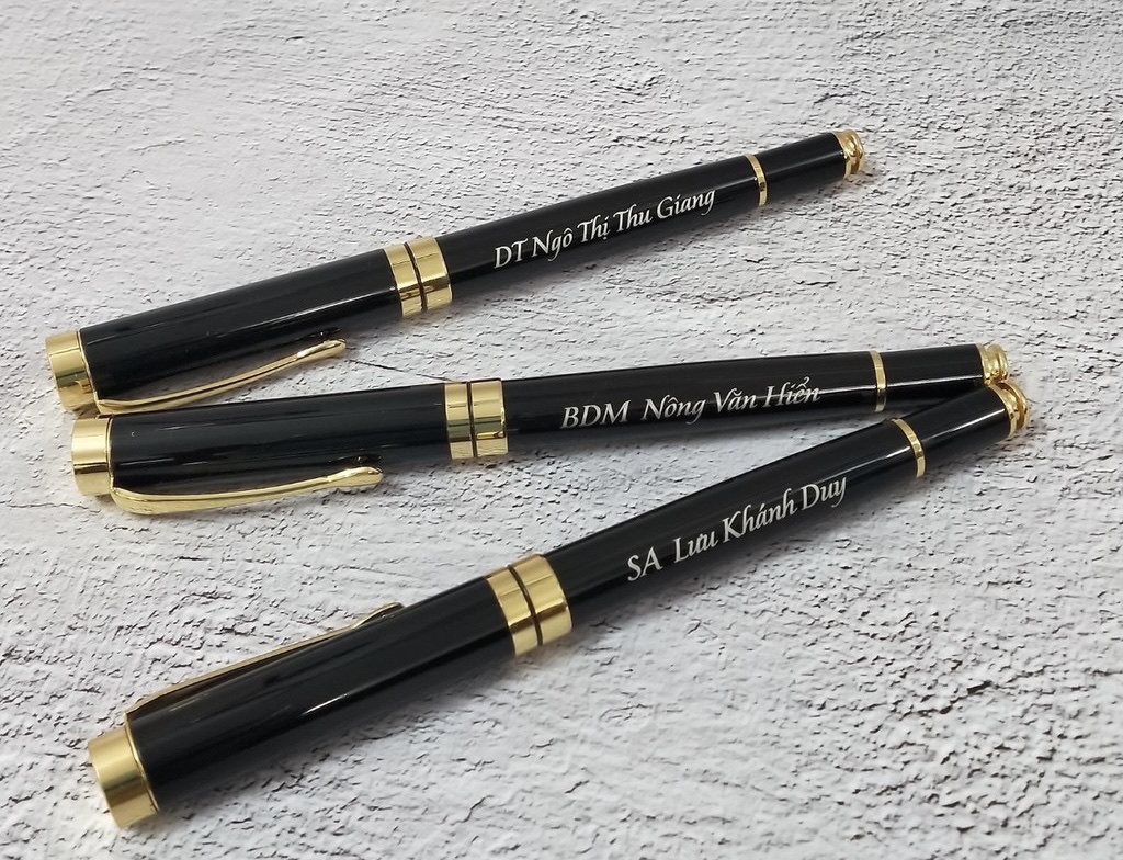 Bút Ký Khắc Tên Giảm Giá Đặc Biệt
