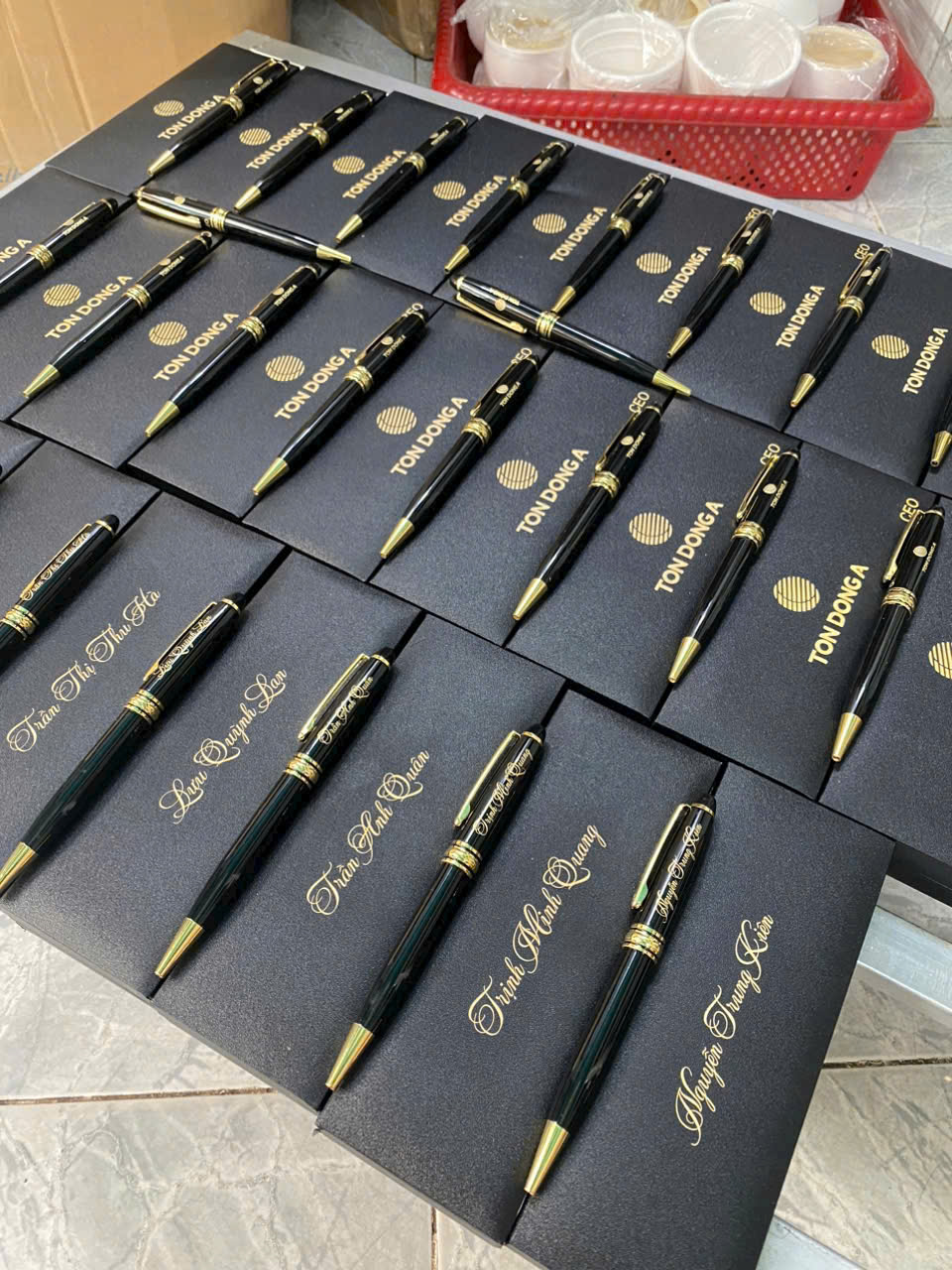 Quà Tặng Ngày 20/10 - Chào Mừng Ngày Phụ Nữ Việt Nam