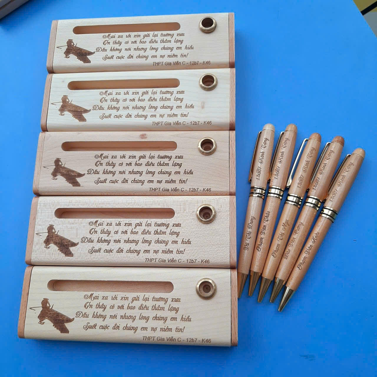 Quà Tặng Ngày 20/10 - Chào Mừng Ngày Phụ Nữ Việt Nam