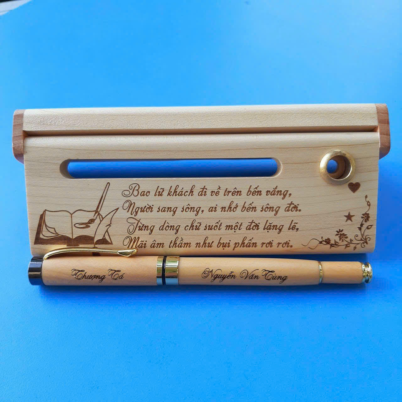 Quà Tặng Tri Ân Ngày Nhà Giáo Việt Nam 20-11