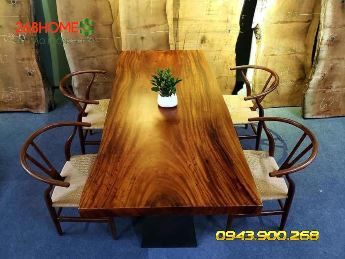 Bàn ghế gỗ nguyên khối HA609