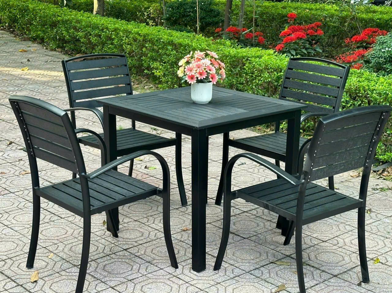 Bàn ghế ngoài trời cao cấp HA 382