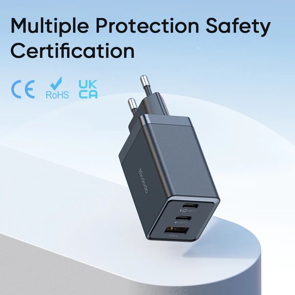 Bộ Sạc Mcdodo GaN5 Pro Mini 67W | 3 Cổng, Sạc Nhanh Laptop & Điện Thoại, Kèm Cáp