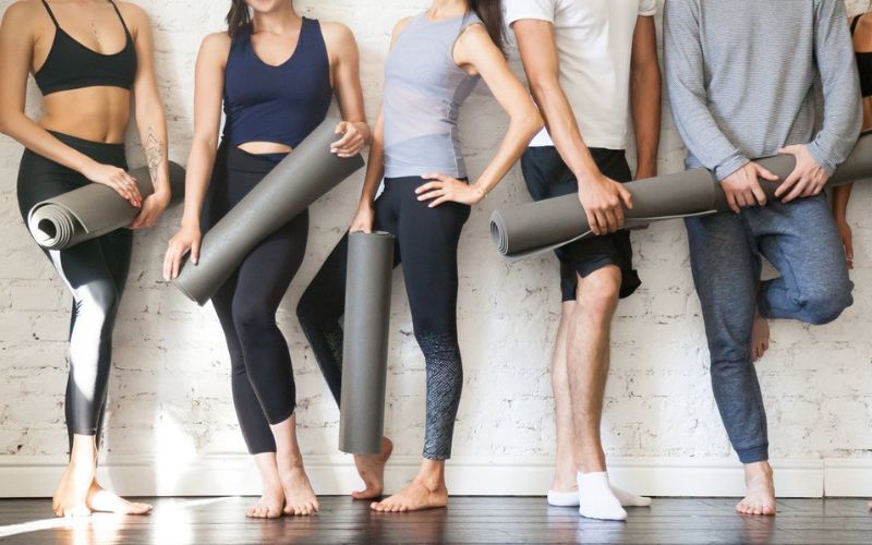 Việc sở hữu một bộ quần áo thể thao chất lượng có rất nhiều lợi ích 